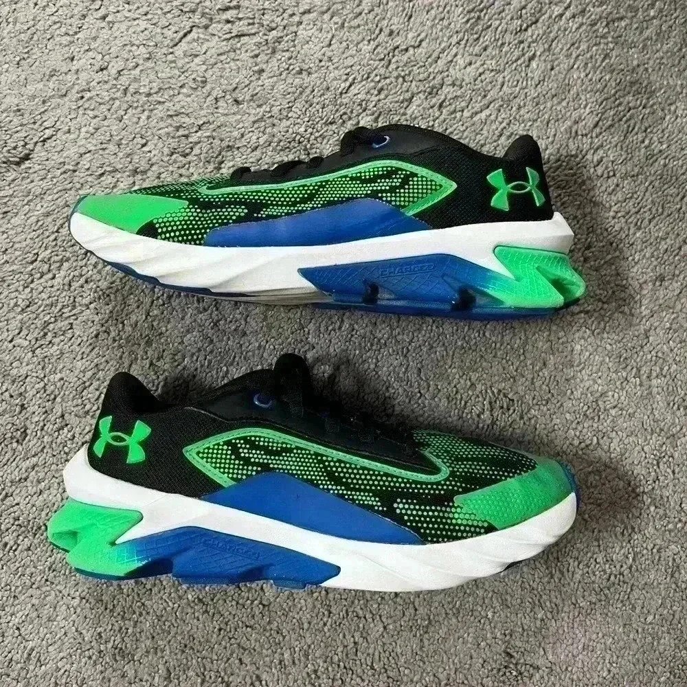 Underarmour green blue and black‎ running sneakers size 6Y